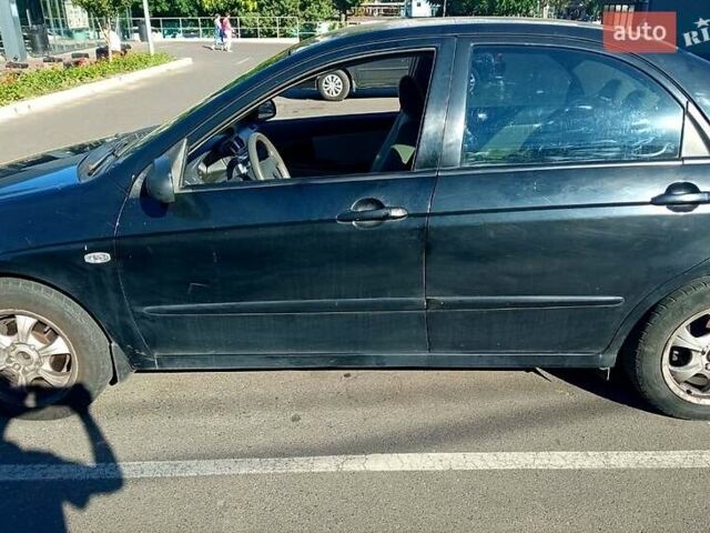 Киа Черато, объемом двигателя 1.6 л и пробегом 280 тыс. км за 4000 $, фото 4 на Automoto.ua