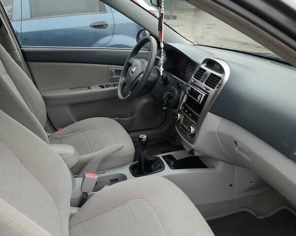 Киа Черато, объемом двигателя 0 л и пробегом 205 тыс. км за 4200 $, фото 6 на Automoto.ua