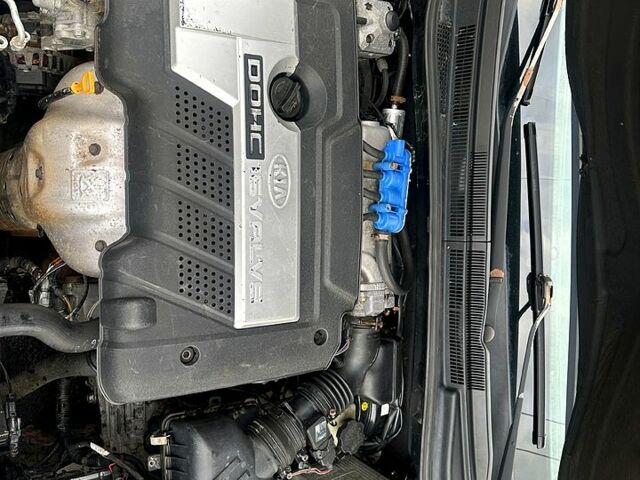 Кіа Черато, об'ємом двигуна 2 л та пробігом 111 тис. км за 3999 $, фото 12 на Automoto.ua