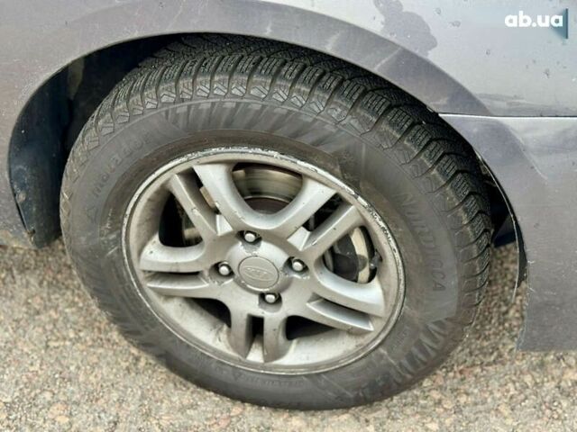 Киа Черато, объемом двигателя 0 л и пробегом 290 тыс. км за 3800 $, фото 7 на Automoto.ua