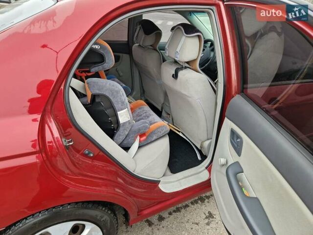 Кіа Черато, об'ємом двигуна 1.6 л та пробігом 267 тис. км за 5000 $, фото 5 на Automoto.ua