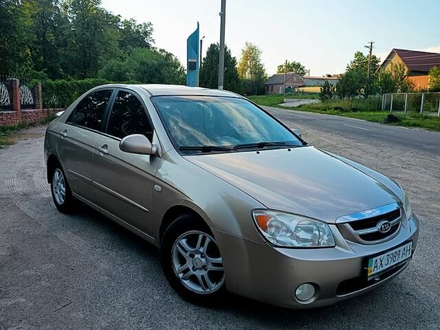 Киа Черато, объемом двигателя 2 л и пробегом 187 тыс. км за 4950 $, фото 1 на Automoto.ua