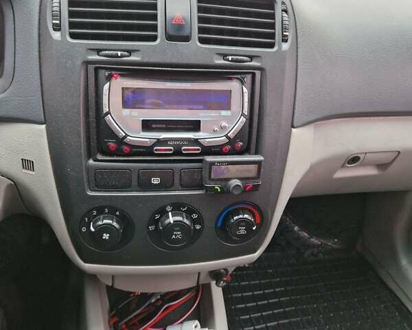 Кіа Черато, об'ємом двигуна 1.6 л та пробігом 267 тис. км за 5000 $, фото 4 на Automoto.ua