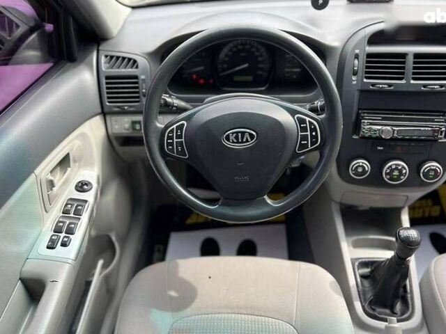 Киа Черато, объемом двигателя 0 л и пробегом 190 тыс. км за 4600 $, фото 12 на Automoto.ua