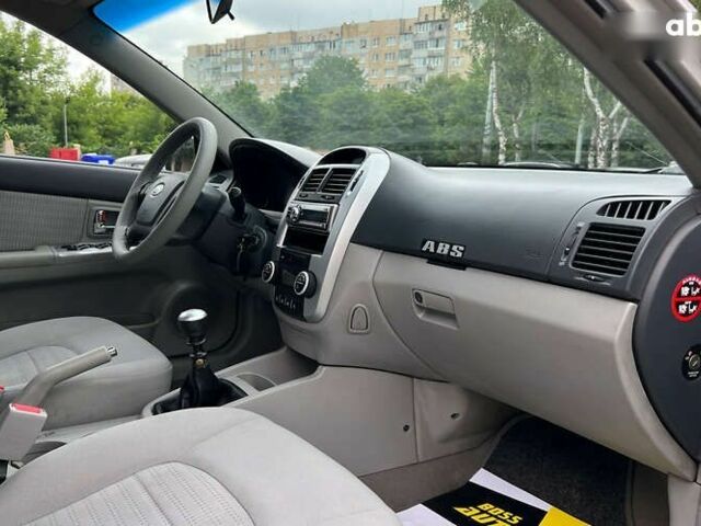 Киа Черато, объемом двигателя 1.6 л и пробегом 197 тыс. км за 4900 $, фото 9 на Automoto.ua