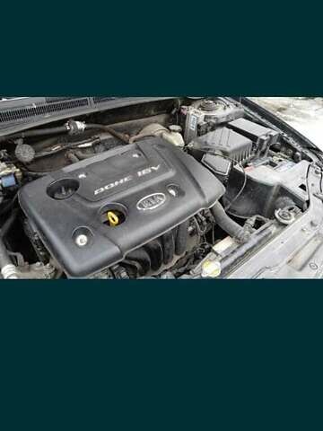 Киа Черато, объемом двигателя 1.6 л и пробегом 221 тыс. км за 4900 $, фото 5 на Automoto.ua