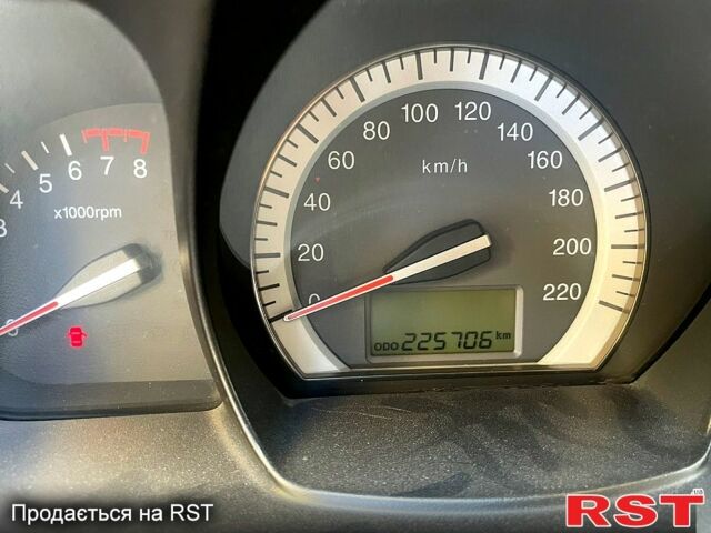 Киа Черато, объемом двигателя 1.6 л и пробегом 220 тыс. км за 2850 $, фото 5 на Automoto.ua