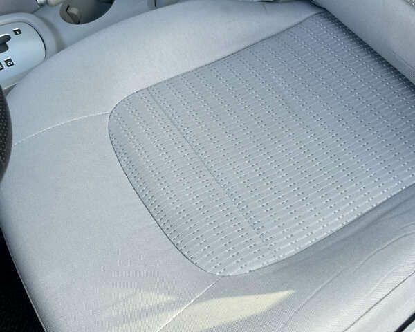 Киа Черато, объемом двигателя 2 л и пробегом 178 тыс. км за 5700 $, фото 29 на Automoto.ua