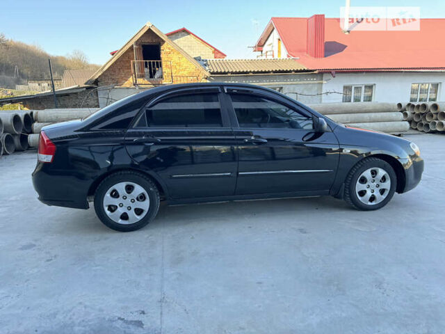 Киа Черато, объемом двигателя 1.6 л и пробегом 225 тыс. км за 4500 $, фото 8 на Automoto.ua