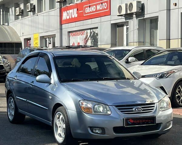 Киа Черато, объемом двигателя 2 л и пробегом 178 тыс. км за 5700 $, фото 2 на Automoto.ua