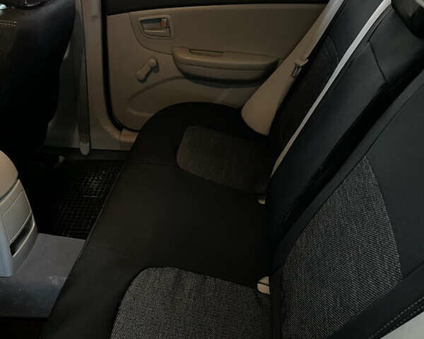 Киа Черато, объемом двигателя 1.58 л и пробегом 180 тыс. км за 5000 $, фото 3 на Automoto.ua