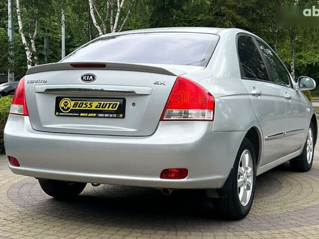 Киа Черато, объемом двигателя 1.6 л и пробегом 197 тыс. км за 4900 $, фото 6 на Automoto.ua