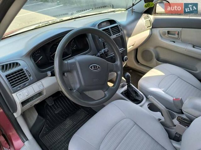 Киа Черато, объемом двигателя 1.59 л и пробегом 188 тыс. км за 4800 $, фото 3 на Automoto.ua