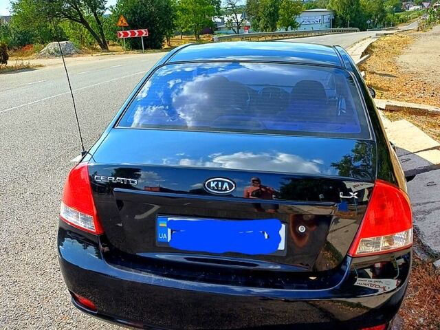 Киа Черато, объемом двигателя 16 л и пробегом 255 тыс. км за 4300 $, фото 4 на Automoto.ua
