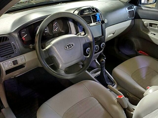 Киа Черато, объемом двигателя 16 л и пробегом 255 тыс. км за 4300 $, фото 2 на Automoto.ua