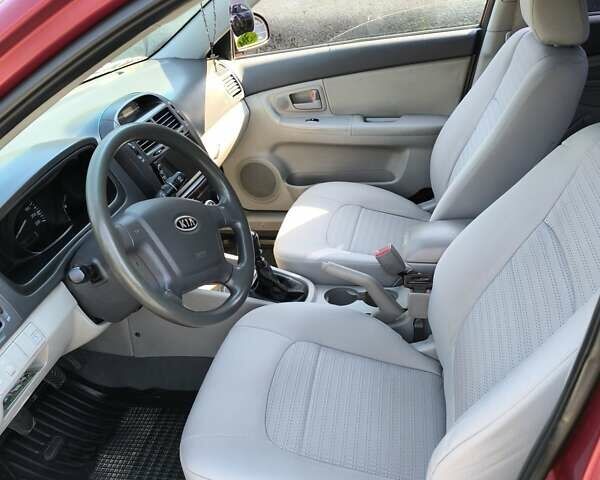 Киа Черато, объемом двигателя 1.59 л и пробегом 188 тыс. км за 4800 $, фото 4 на Automoto.ua