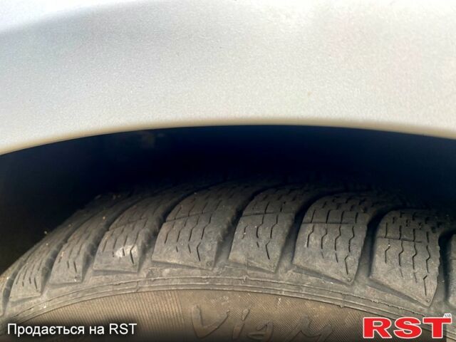 Киа Черато 2008 в Никополе на Automoto.ua Киа Черато, объемом двигателя 1.6 л и пробегом 195 тыс. км за 5200 $, фото 7 на Automoto.ua