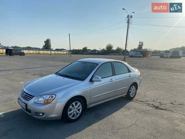 Киа Черато, объемом двигателя 1.59 л и пробегом 280 тыс. км за 5200 $, фото 4 на Automoto.ua