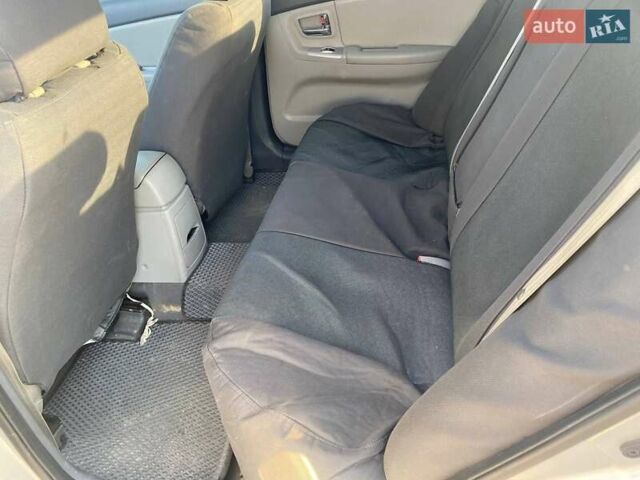 Киа Черато, объемом двигателя 1.59 л и пробегом 280 тыс. км за 5200 $, фото 16 на Automoto.ua