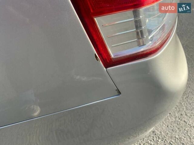 Киа Черато, объемом двигателя 1.59 л и пробегом 280 тыс. км за 5200 $, фото 11 на Automoto.ua