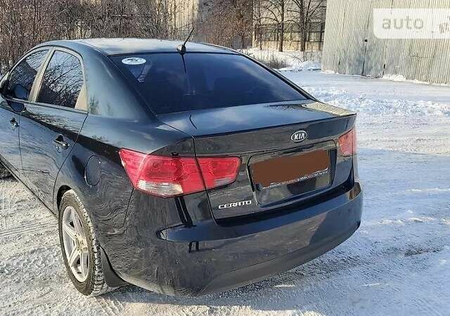 Киа Черато, объемом двигателя 1.6 л и пробегом 180 тыс. км за 6250 $, фото 4 на Automoto.ua