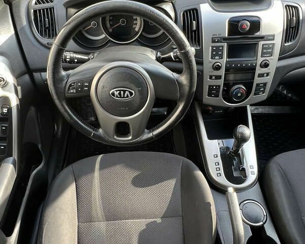 Киа Черато, объемом двигателя 1.6 л и пробегом 117 тыс. км за 7777 $, фото 26 на Automoto.ua