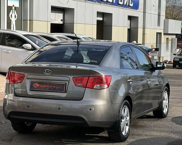 Киа Черато, объемом двигателя 1.6 л и пробегом 117 тыс. км за 7777 $, фото 9 на Automoto.ua