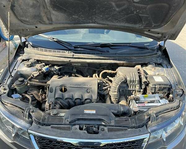 Киа Черато, объемом двигателя 1.59 л и пробегом 115 тыс. км за 8193 $, фото 10 на Automoto.ua