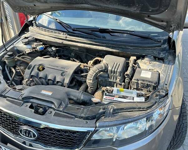 Киа Черато, объемом двигателя 1.59 л и пробегом 115 тыс. км за 8193 $, фото 11 на Automoto.ua