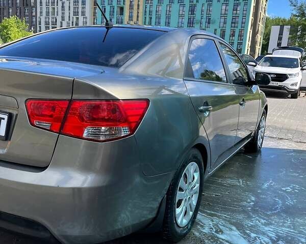 Киа Черато, объемом двигателя 1.59 л и пробегом 115 тыс. км за 8193 $, фото 4 на Automoto.ua