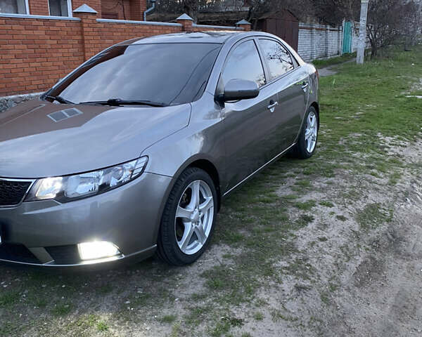 Киа Черато, объемом двигателя 1.6 л и пробегом 113 тыс. км за 8900 $, фото 8 на Automoto.ua