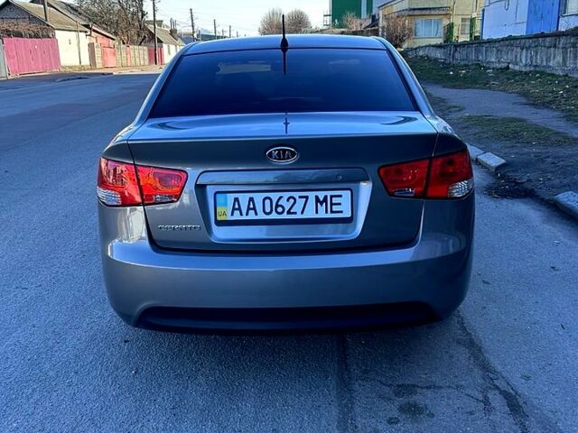 Кіа Черато, об'ємом двигуна 1.6 л та пробігом 132 тис. км за 8300 $, фото 9 на Automoto.ua