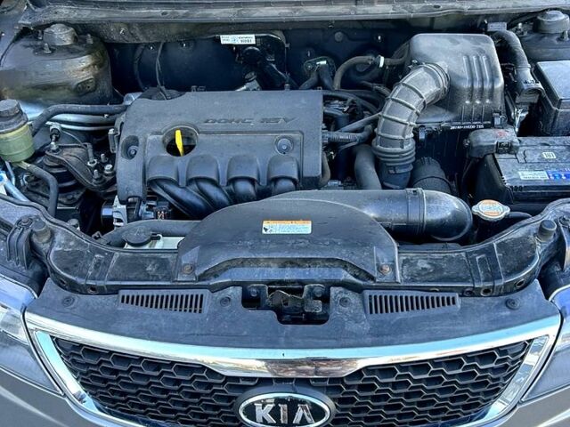 Кіа Черато, об'ємом двигуна 1.6 л та пробігом 132 тис. км за 8300 $, фото 7 на Automoto.ua