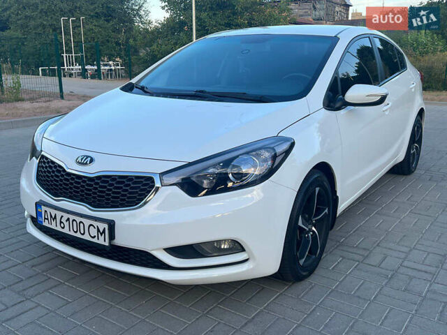 Кіа Черато, об'ємом двигуна 1.6 л та пробігом 106 тис. км за 9000 $, фото 3 на Automoto.ua