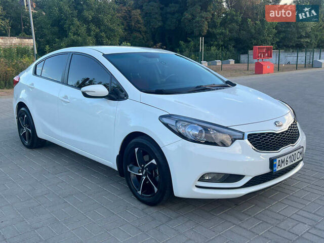 Кіа Черато, об'ємом двигуна 1.6 л та пробігом 106 тис. км за 9000 $, фото 4 на Automoto.ua