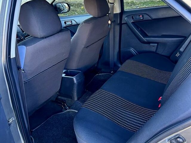 Кіа Черато, об'ємом двигуна 1.6 л та пробігом 132 тис. км за 8300 $, фото 6 на Automoto.ua