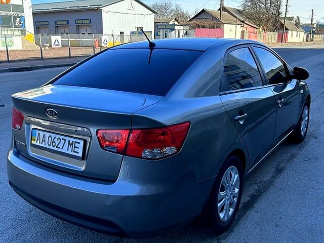 Кіа Черато, об'ємом двигуна 1.6 л та пробігом 132 тис. км за 8300 $, фото 8 на Automoto.ua