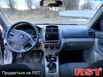 Киа Черато, объемом двигателя 1.5 л и пробегом 309 тыс. км за 3450 $, фото 3 на Automoto.ua