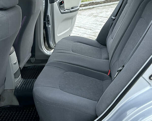 Серый Киа Черато, объемом двигателя 1.6 л и пробегом 177 тыс. км за 4000 $, фото 19 на Automoto.ua