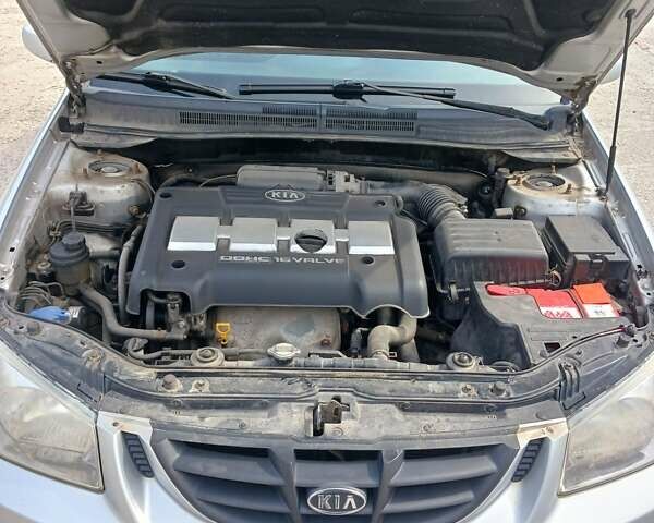 Серый Киа Черато, объемом двигателя 1.6 л и пробегом 192 тыс. км за 4200 $, фото 8 на Automoto.ua