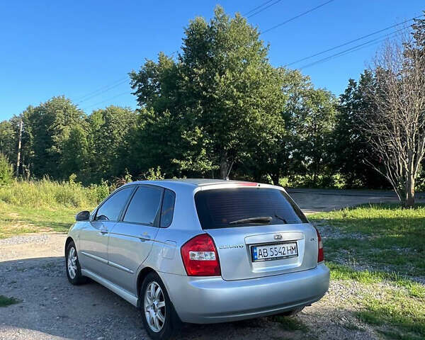 Серый Киа Черато, объемом двигателя 1.6 л и пробегом 375 тыс. км за 3300 $, фото 16 на Automoto.ua
