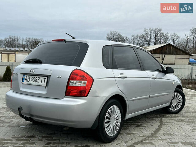 Серый Киа Черато, объемом двигателя 1.6 л и пробегом 177 тыс. км за 4000 $, фото 3 на Automoto.ua