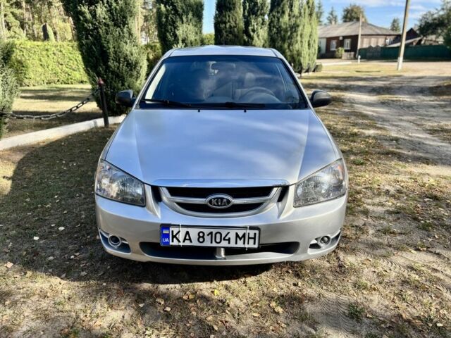 Серый Киа Черато, объемом двигателя 1.6 л и пробегом 221 тыс. км за 3500 $, фото 2 на Automoto.ua