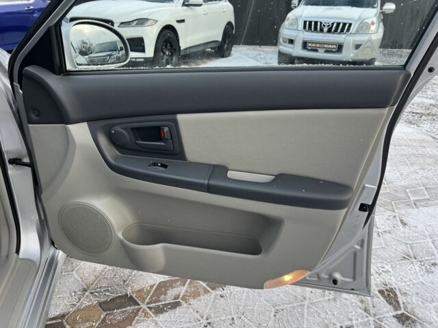 Серый Киа Черато, объемом двигателя 1.6 л и пробегом 104 тыс. км за 5850 $, фото 17 на Automoto.ua