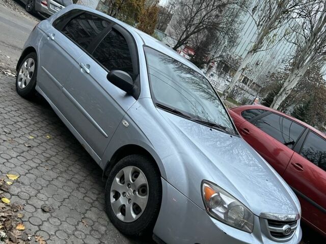 Серый Киа Черато, объемом двигателя 1.6 л и пробегом 190 тыс. км за 3100 $, фото 2 на Automoto.ua