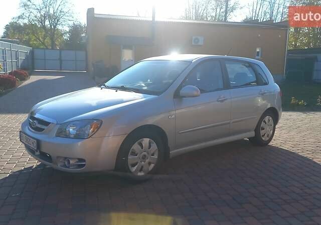 Киа Черато 2006 в Миргороде на Automoto.ua Серый Киа Черато, объемом двигателя 1.49 л и пробегом 250 тыс. км за 4500 $, фото 1 на Automoto.ua