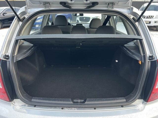 Серый Киа Черато, объемом двигателя 1.6 л и пробегом 104 тыс. км за 5850 $, фото 21 на Automoto.ua