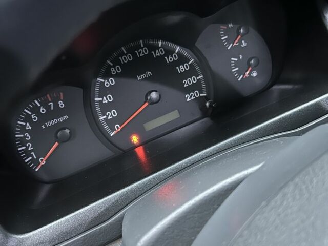 Серый Киа Черато, объемом двигателя 1.6 л и пробегом 190 тыс. км за 3100 $, фото 5 на Automoto.ua