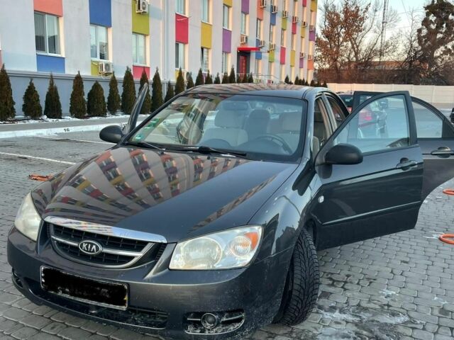 Сірий Кіа Черато, об'ємом двигуна 1.6 л та пробігом 233 тис. км за 2800 $, фото 2 на Automoto.ua