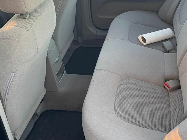 Сірий Кіа Черато, об'ємом двигуна 1.6 л та пробігом 233 тис. км за 2800 $, фото 6 на Automoto.ua